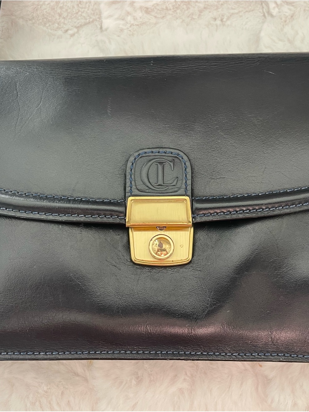 Louise Cardini  Classic
Handbag